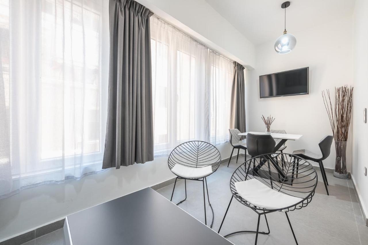 Iguana Gold Luxury Suites 2 Афины Экстерьер фото
